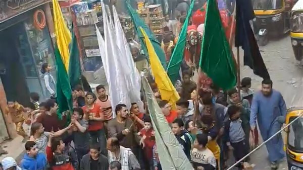 قرية بالفيوم تحتفل