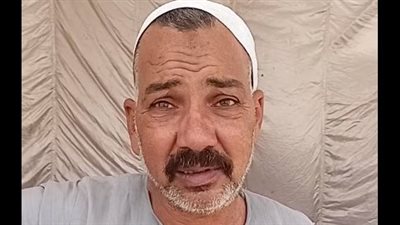 أشهر بائع كنافة بالأقصر: بشتغل من 33 سنة.. وورَّثت المهنة لأولادي عشان يساعدوني | بث مباشر