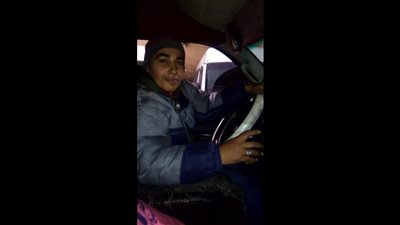 لاعبة وحكم دولي لكرة القدم: اشتغلت سواقة ميكروباص بعد ما انفصلت عن جوزي | بث مباشر