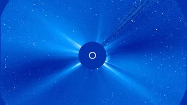 انفجار شمسي