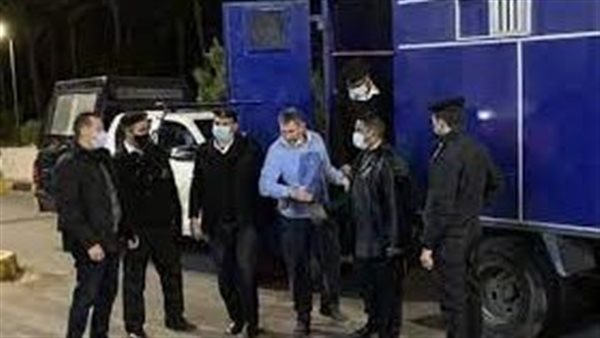 القبض على أجنبي -