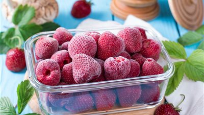 الحكومة تحسم الجدل حول حقيقة فرض رسوم جبرية على صادرات الفراولة المجمدة