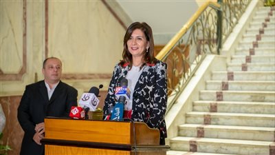 وزيرة الهجرة تشيد بإتاحة الإنتاج الحربي فرصًا للمصريين بالخارج لدعم جهود التنمية الصناعية