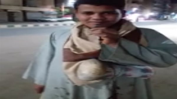 أصغر مسحراتي بسوهاج