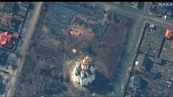 قبور جماعية في بوتشا