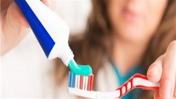 بلع معجون الأسنان