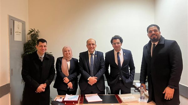 جمارك مطار القاهرة