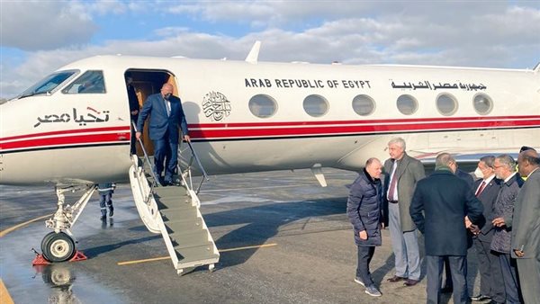 سامح شكري يصل موسكو