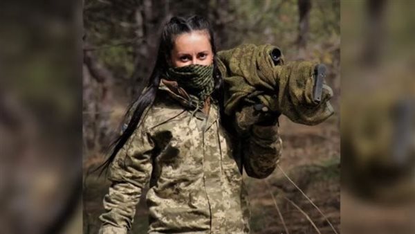 قناصة أوكرانية أصبحت