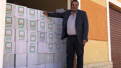 إهانة وفضيحة.. غضب أهالي قنا عقب نشر تضامن قفط أسماء مستحقي كراتين رمضان عبر فيسبوك