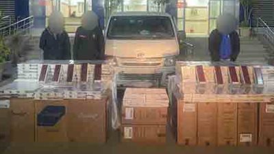 بينهم موظف بالشركة.. ضبط المتهمين بسرقة سيارة محملة بالسجائر في القاهرة