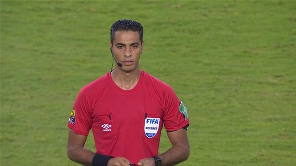 تأكيدًا لـ القاهرة 24.. أمين عمر حكمًا لمباراة الأهلي وبيراميدز