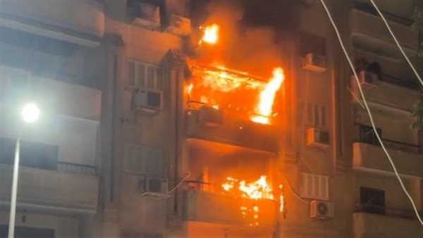 جانب من الحريق 