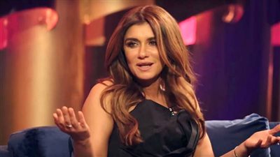 غادة عادل: الحب ملوش سن والجميع يمكنه الدخول في علاقات عاطفية بـ أي زمان ومكان