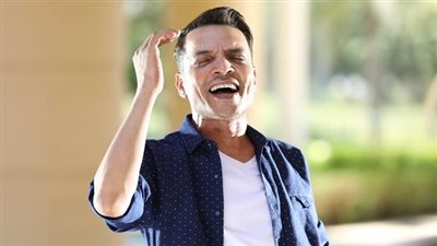 تفاصيل انهيار طارق الشيخ بالبكاء عقب الحديث عن أزمته الصحية الأخيرة ومشاكله الأسرية | فيديو 