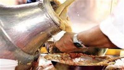 الفول المدمس الأكلة الشعبية الرسمية الأولي علي مائدة السحور في شهر رمضان بالمنيا|صور