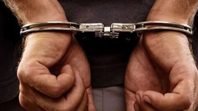 تجديد حبس تاجرتي مخدرات 45 يوما لترويجهما المواد المخدرة في الخانكة 