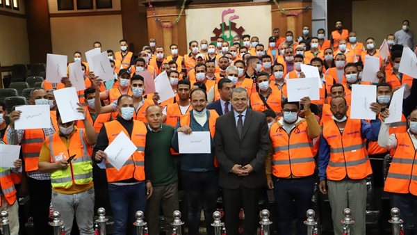 وزير القوى العاملة