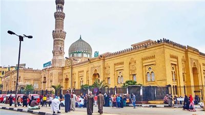 نقل شعائر صلاة آخر جمعة في رمضان من مسجد السيدة زينب | بث مباشر