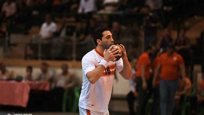 كأس الكؤوس الأفريقية لكرة اليد.. يد الزمالك يفوز على فلاورز 45-29