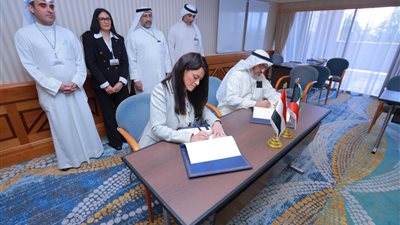 مصر توقع اتفاقية بـ2.5 مليون دولار لإنشاء خط سكة حديد مع السودان