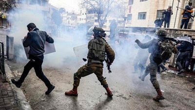 حكايات رمضانية | الاحتلال الإسرائيلي يقتحم قرية نحالين الفلسطينية 