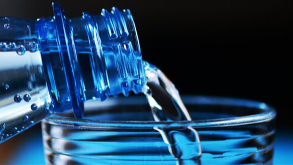 استعمال الماء_ تعبيرية