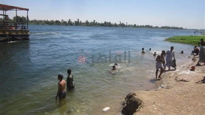 أحدهما حاول إنقاذ الآخر.. مصرع طالبين غرقا أثناء الاستحمام بنهر النيل في قنا