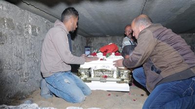 بزفة روحية.. انتهاء مراسم دفن الكاهن أرسانيوس وديد بدير مارمينا غربي الإسكندرية