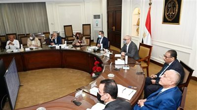 وزير الإسكان يتابع الموقف التنفيذي للوحدات بمشروع سكن لكل المصريين