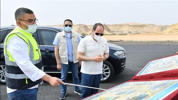 السيسي يتفقد محوري
