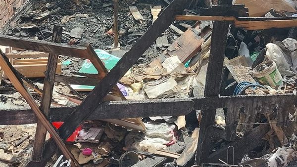 حريق في عشة أعلى