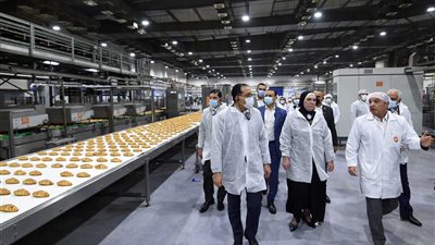 مدبولي: العمال المصريون دائمًا ما يثبتون كفاءتهم وقدرتهم على الصمود والنجاح