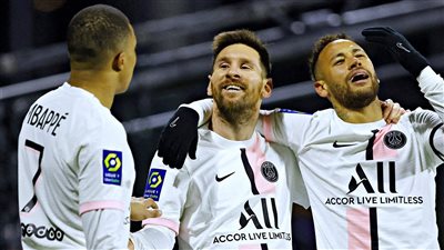 باريس سان جيرمان يضرب كليرمون فوت بسداسية في الدوري الفرنسي