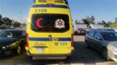 مصرع شخص وإصابة آخر في تصادم سيارة ودراجة نارية بالإسماعيلية 