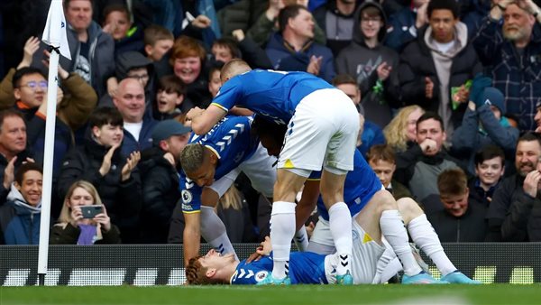 فريق إيفرتون