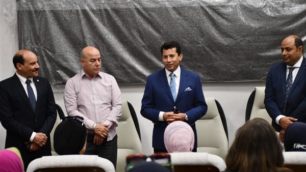 أشرف صبحي وزير الشباب