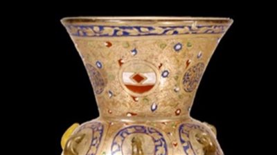 متحف الإسكندرية القومي يعلن عرض مشكاة من العصر المملوكي