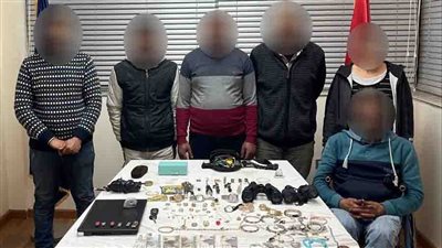مشغولات ذهبية ونظارات باهظة الثمن.. ننشر اعترافات المتهمين بسرقة المنازل بالتجمع
