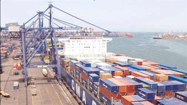 موانئ المنطقة الإقتصادية