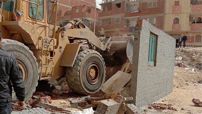 إزالة 16 حالة بناء مخالف على الأراضي الزراعية بالصف والعياط والعجوزة