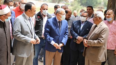 محافظ المنيا يتفقد مبنى تدريب الرائدات الريفيات بقرية زهرة