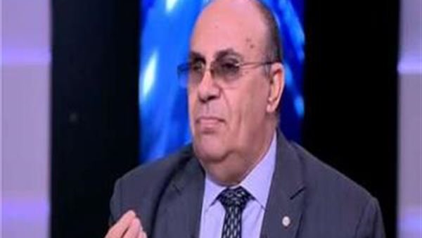 الدكتور مبروك عطية