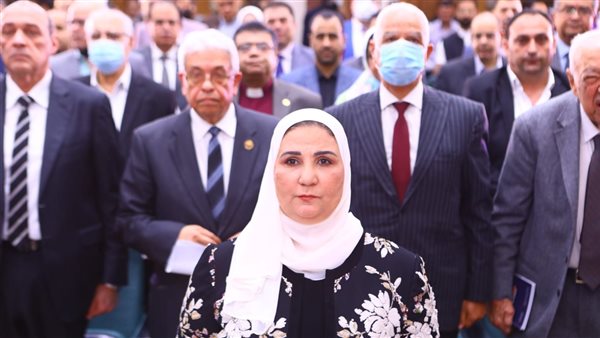 نيفين القباج وزيرة