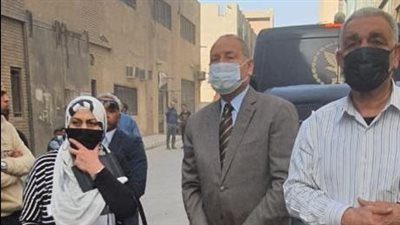 قيادات أمنية تتفقد عملية إطفاء حريق مصانع البلاستيك بالمنطقة الصناعية بالسلام