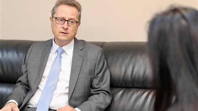 سفير ألمانيا بالقاهرة يشيد بتوجيهات الرئيس السيسي لحماية المرأة من الإيذاء البدني في نطاق الأسرة