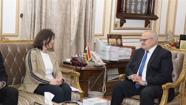 رئيس جامعة القاهرة