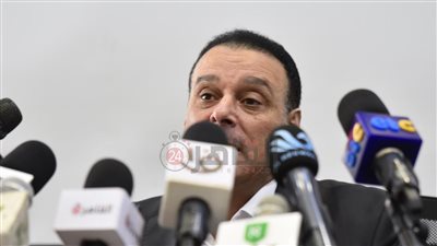 عصام عبد الفتاح: ندعم أبو الرجال بعد اختياره في كأس العالم.. وكنت أتمنى وجود عاشور