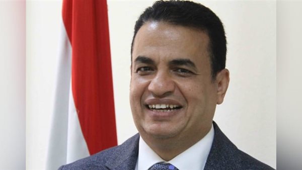 الدكتور أسامة إمام