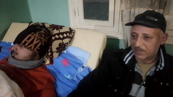 الشاب ووالده